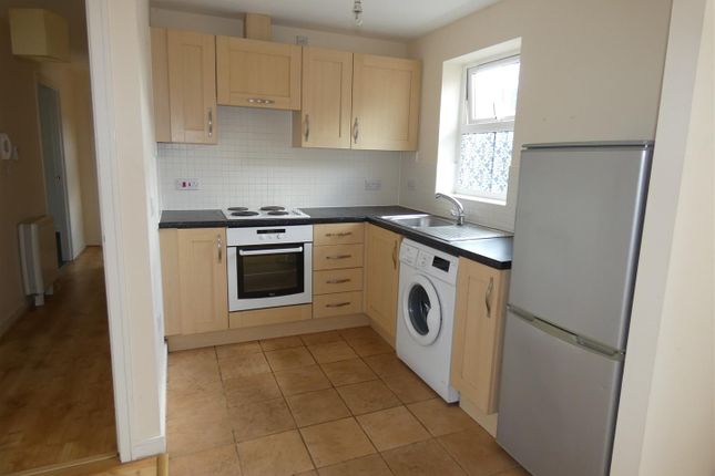 12, Nuthatch Road, Calne photo 3