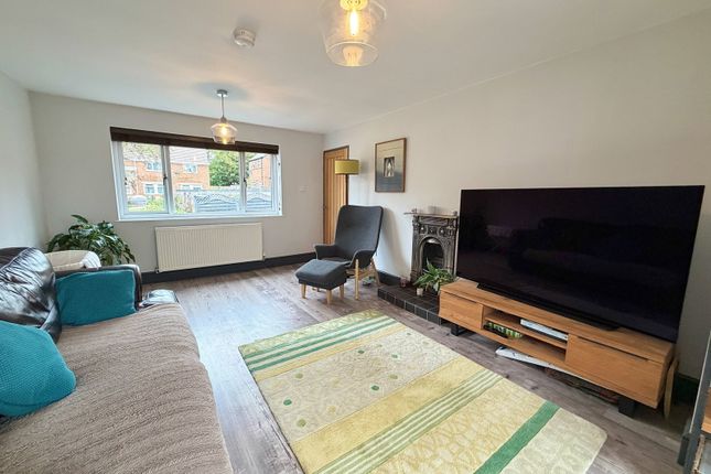 10, Orchard Close, Northampton photo 4