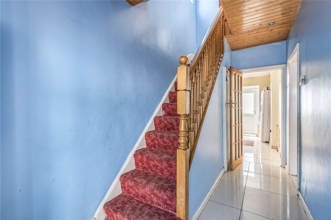 130, Taunton Way, Middlesex photo 4