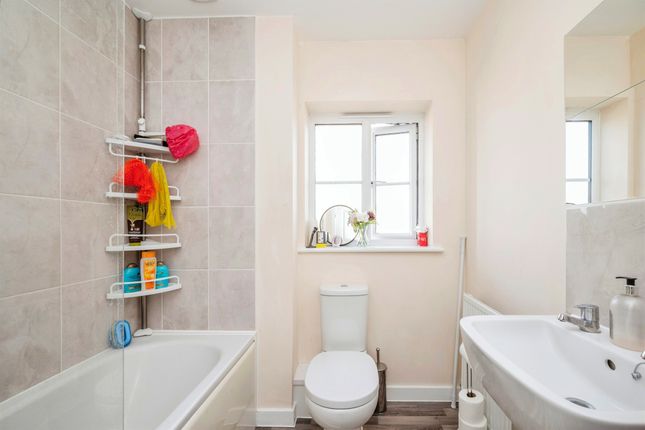 End terrace house for sale in Avocet Rise, Sprowston, Norwich