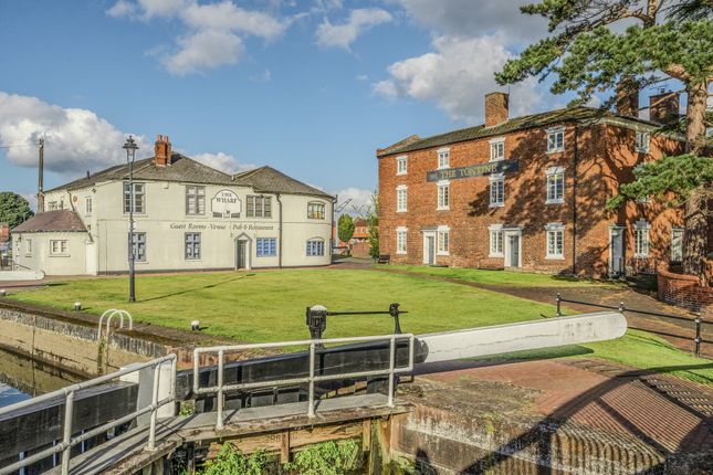 Thumbnail Flat for sale in Severn Side, Stourport-On-Severn