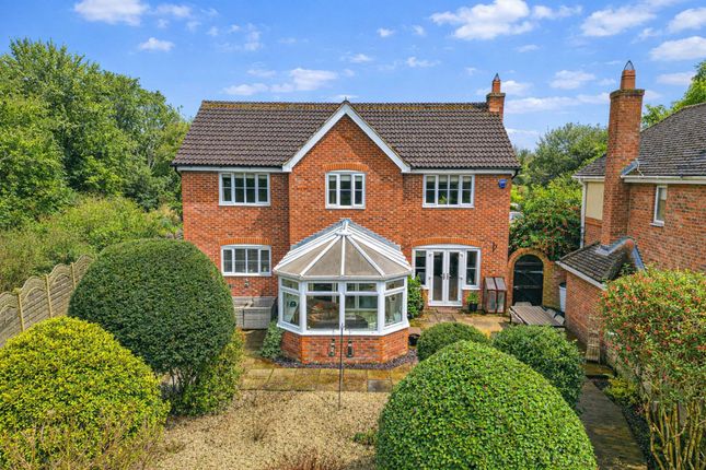 7 Ravel Close, Milton Keynes photo 2