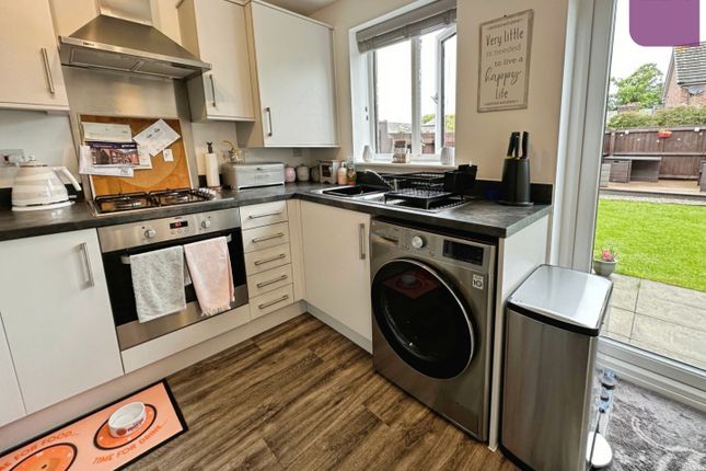 25, Woodyatt Way, Lymm photo 4