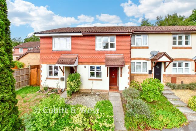 2-bed terraced on 12, Godwin Crescent, Waterlooville, £270,000