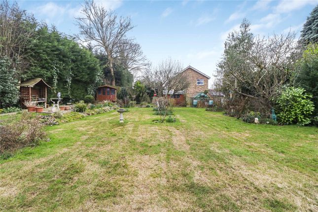 5, Rolfe Close, Barnet photo 4