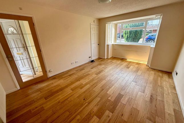 38, Knightswood, Hereford photo 3
