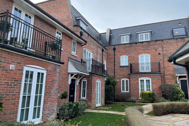 Flat for sale in Red Lion Court, Great North Road, Hatfield