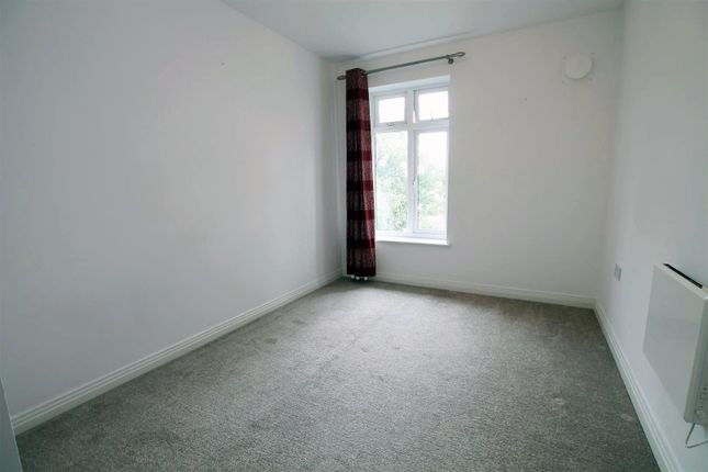14, Ashcombe Court, Ashford photo 4