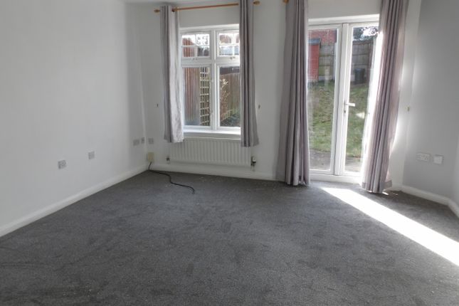 67, Nottingham photo 2