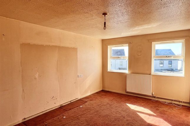 92, Thornpark Road, St. Austell photo 3