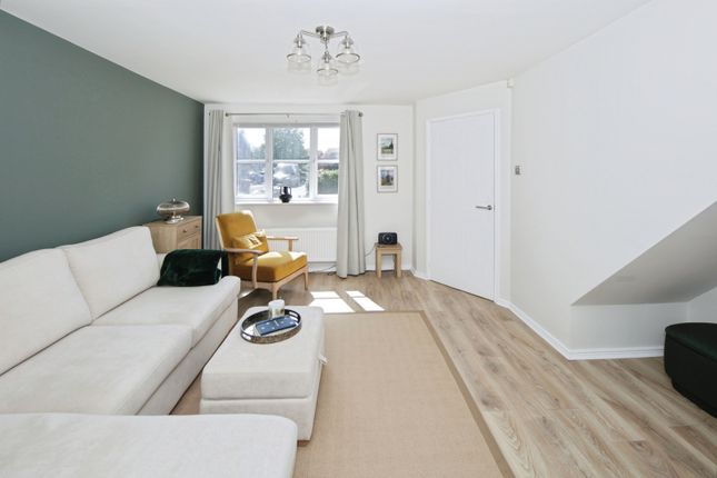 73, Radlow Crescent, West Midlands photo 2