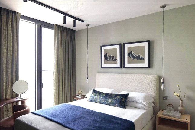 S1201,, One Crown Place, London photo 4
