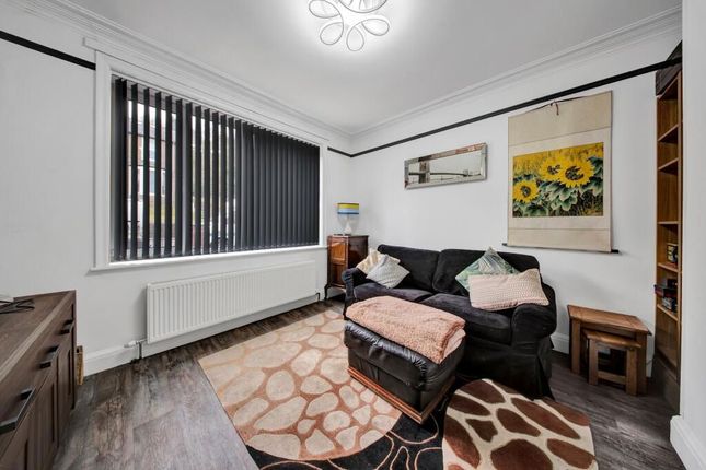 21, Whalley Road, Blackburn photo 5
