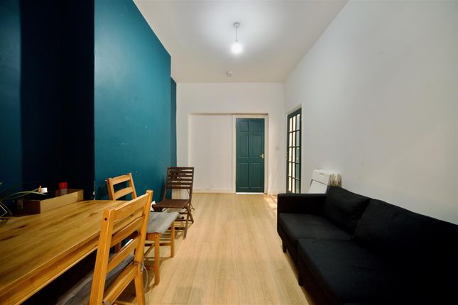 111, Ashfield Street, London photo 4