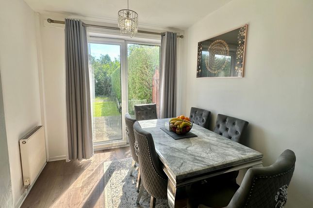 7 Bridgewater Close, Cheadle photo 5