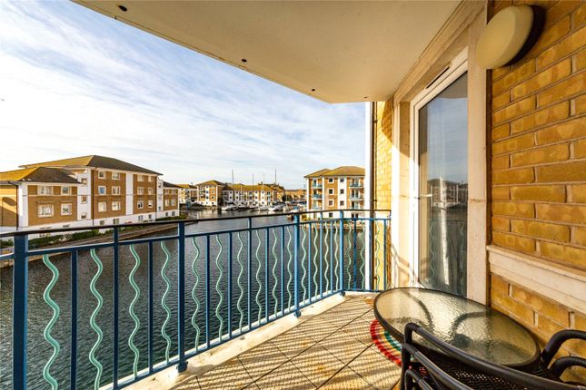 Flat to rent in St. Vincents Court, The Strand, Brighton
