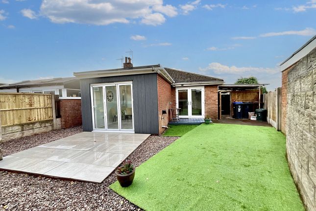 12 Scarratt Drive, Stoke-On-Trent photo 4