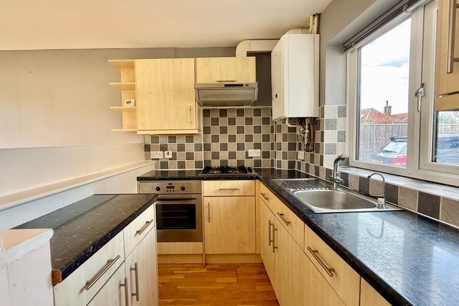 98a, High Street, Dilton Marsh photo 3