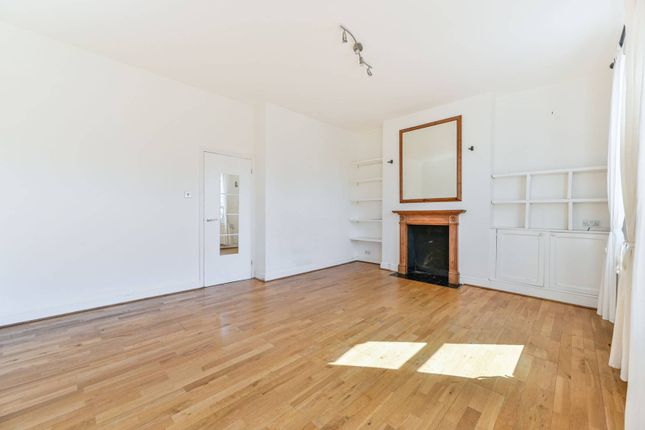 Thumbnail Flat to rent in Battersea Park Road, Battersea, London