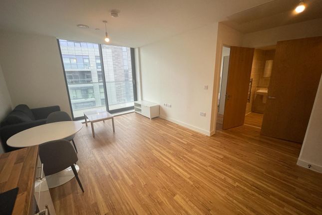 Flat to rent in Pomona Strand, Old Trafford, Manchester