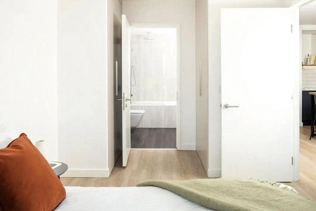 VL-1005,, Vita Living, Circle Square, Manchester photo 4