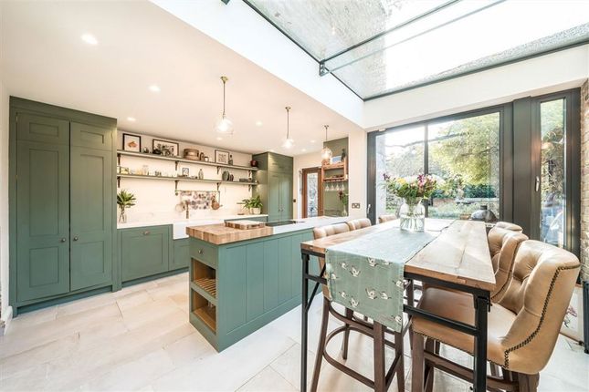 48, Stockwell Park Crescent, London photo 3