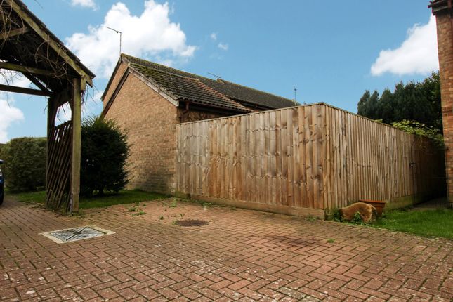 Tawny Owl Close, Covingham, Swindon SN3, 2 bedroom end terrace house to ...
