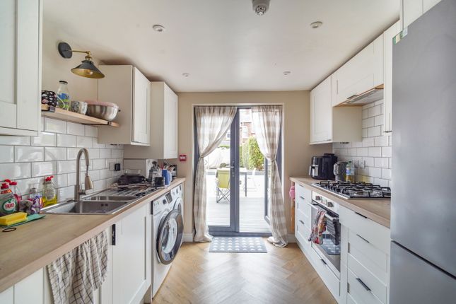 36, Gladstone Avenue, Chester photo 4