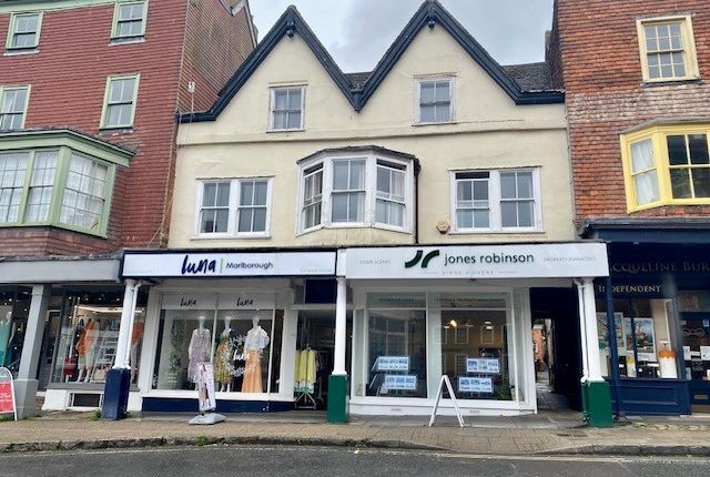 Retail premises to let in 139A High Street, Marlborough, Wiltshire