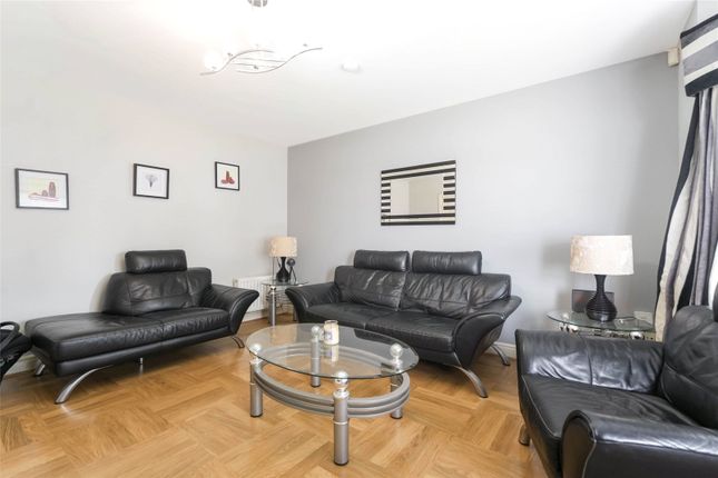 12, Calgary Place, North Lanarkshire photo 4