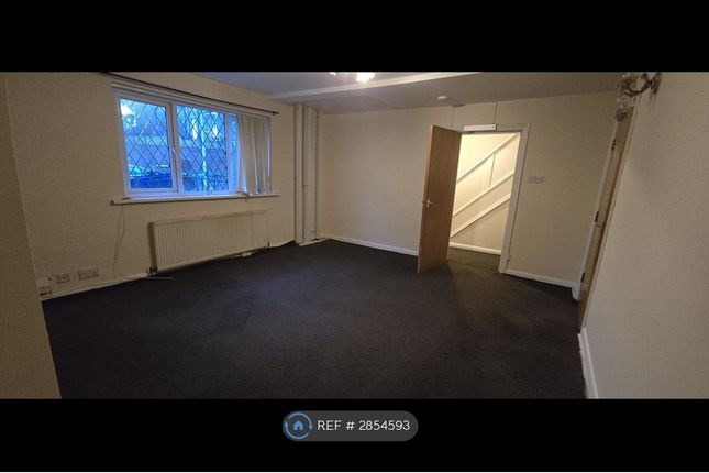 Walpole Road, Huddersfield photo 4