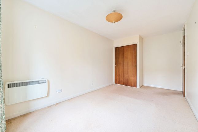 Flat for sale in Station Road, Pulborough