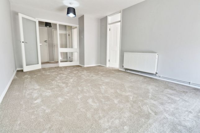 Thumbnail Flat to rent in Scotts Avenue, Bromley