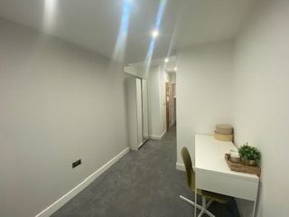 Room 2, 156 Terry Road, Coventry photo 3