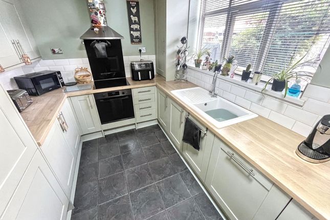 21, Ashbourne Road, Stockton-on-Tees photo 3