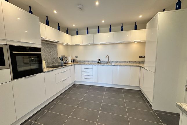 2 West Dunsinane, Maer Road, Exmouth photo 3