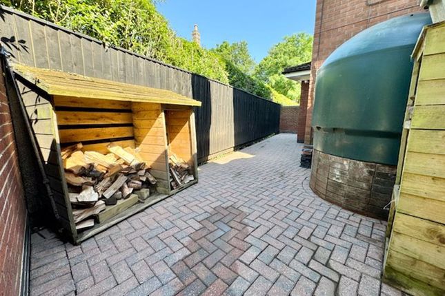 Service Area To Side Of House