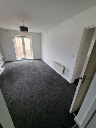 188, Water Reed Grove, Walsall photo 4