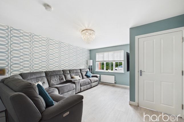61 Springfield Gardens, Parkhead, City Of Glasgow photo 2