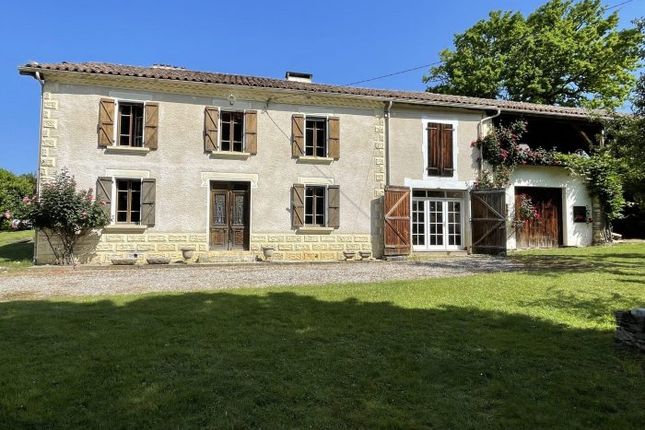 Thumbnail Farmhouse for sale in Boulogne-Sur-Gesse, Midi-Pyrenees, 31350, France