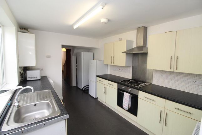 4-bed house on 17, Minister Street, Cardiff, £2,200/mo