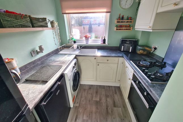 8, Bowater Way, Southampton photo 4