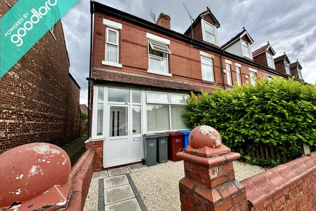 Thumbnail Flat to rent in Barlow Moor Road, Manchester