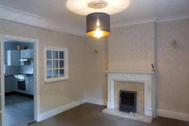 112, Mottram Road, Hyde photo 2