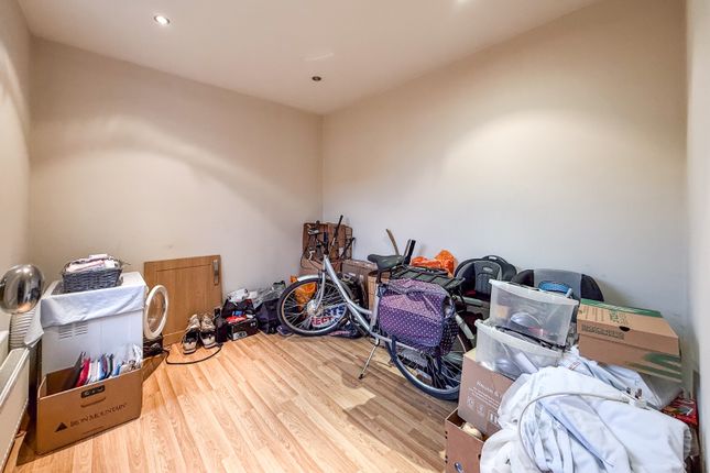 1 Wheatfield Close, Maidenhead, Berkshire photo 4