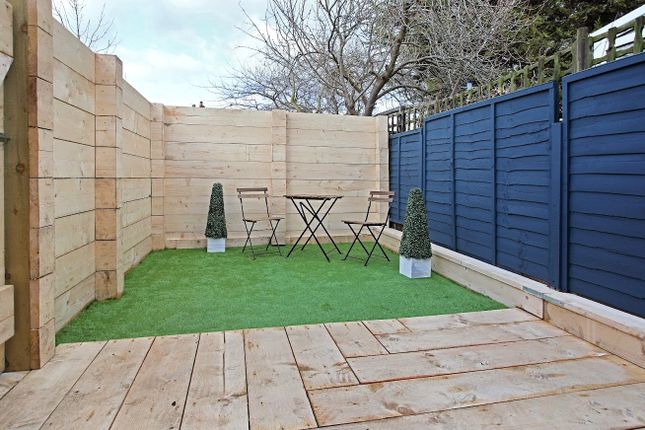 114, Balne Lane, West Yorkshire photo 4