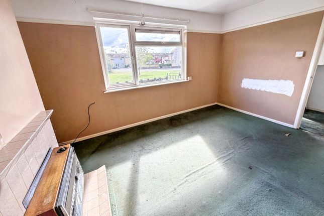 38 Allington Way, Chippenham photo 3