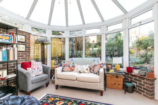 11 Hazel Grove, Winchester photo 3
