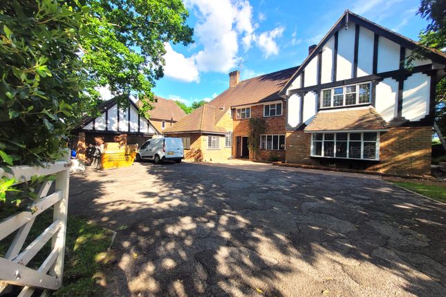 Thumbnail Property to rent in Dukes Wood Drive, Gerrards Cross