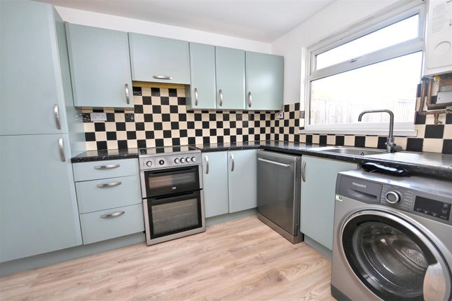 2, Horsye Road, Eastbourne photo 3
